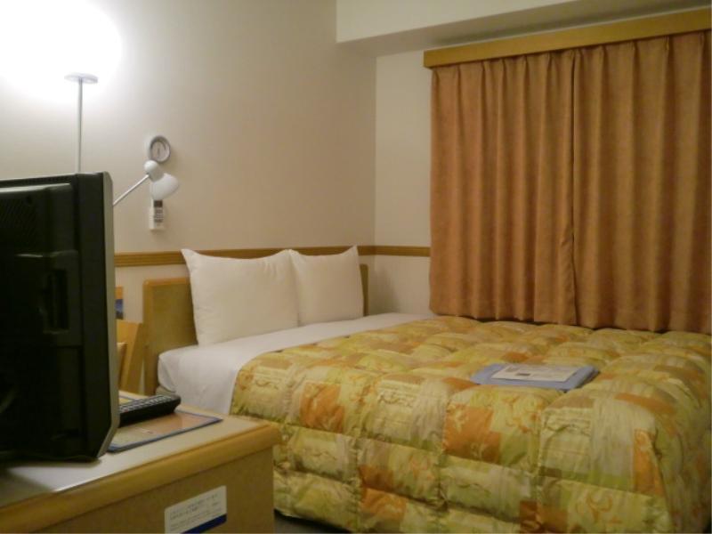 Toyoko Inn Yokohama Tsurumi Eki Higashi Guchi Kültér fotó