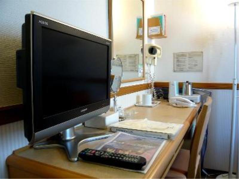 Toyoko Inn Yokohama Tsurumi Eki Higashi Guchi Kültér fotó